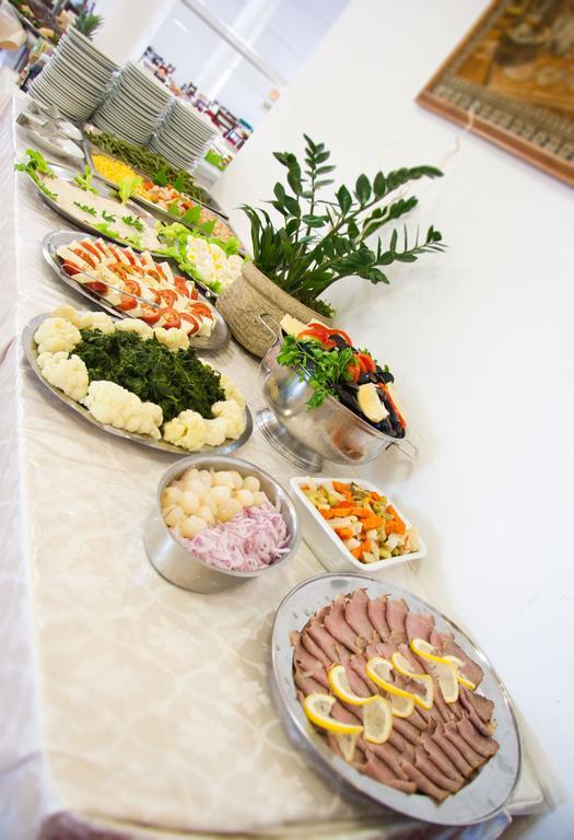Hotel Laura 체제나티코 외부 사진